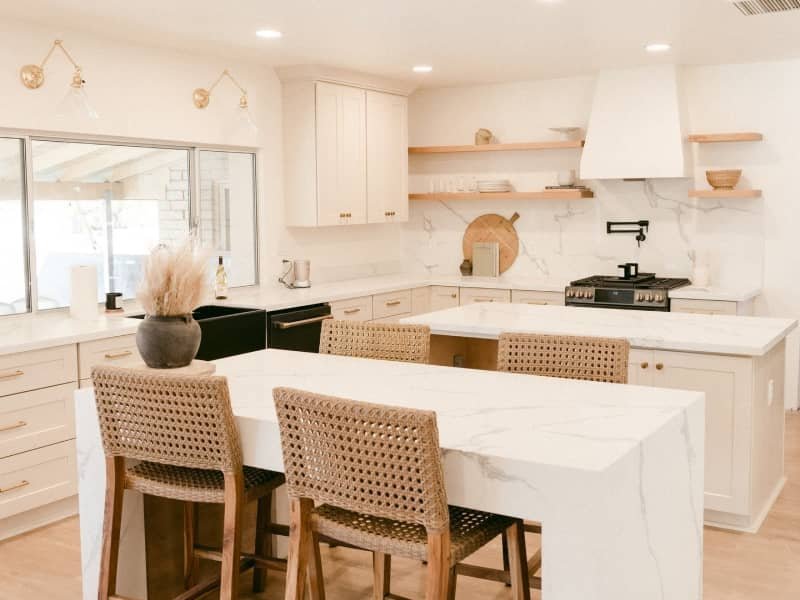 Flooring experts at United Flooring LLC